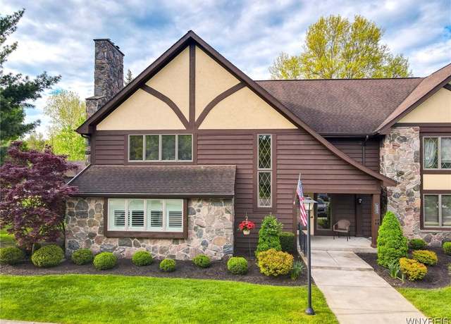 Property at 5293e Chestnut Ridge Rd Unit e, Orchard Park, NY 14127, 2 beds, 1.5 baths