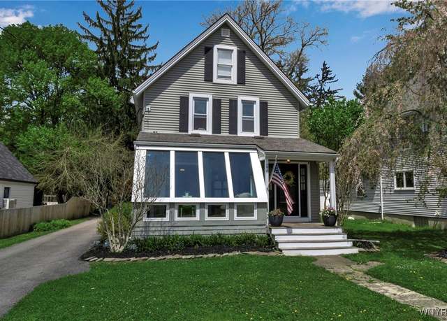 Property at 278 Prospect Ave, Aurora, NY 14052, 3 beds, 2.5 baths
