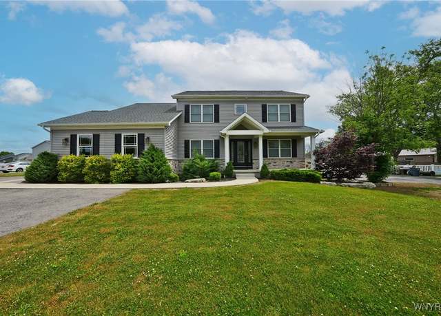 Property at 6409 Ward Rd, Wheatfield, NY 14132, 5 beds, 3.5 baths