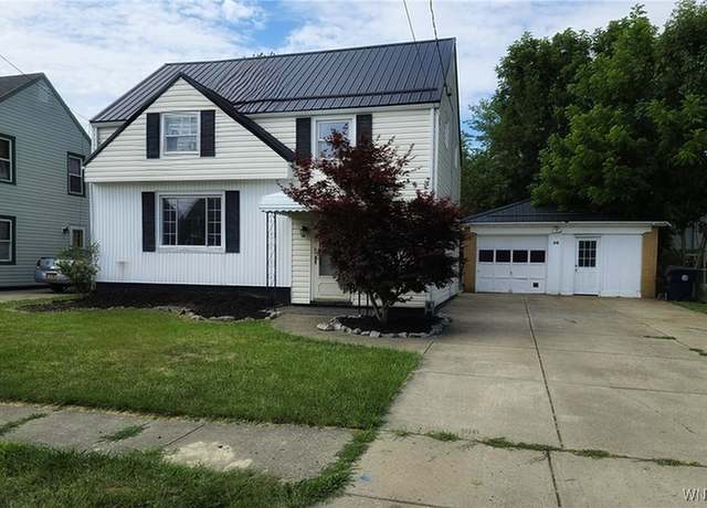 Property at 56 Gibbons St, Lackawanna, NY 14218, 3 beds, 1 bath