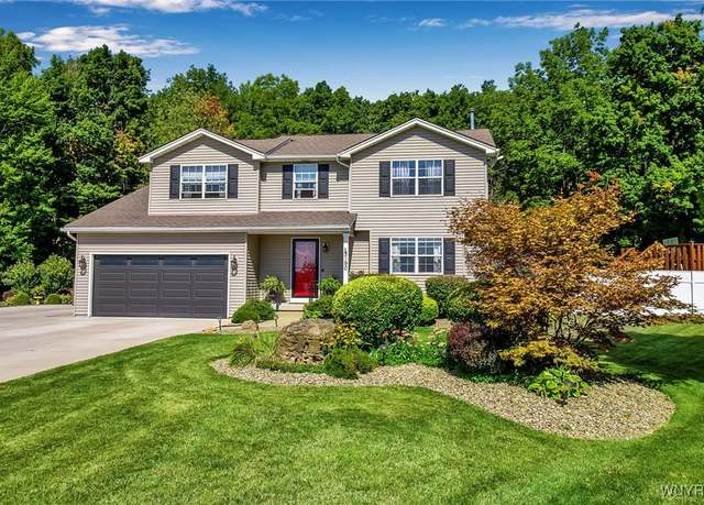 Property at 3190 Apple Ct, Niagara, NY 14304, 4 beds, 1.5 baths