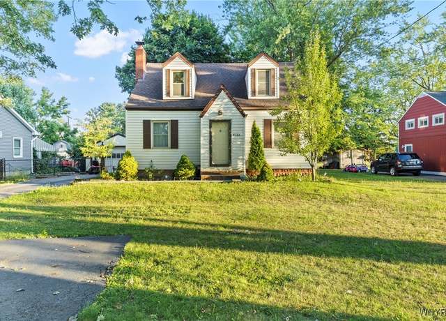 Property at 4165 Norway Pl, Hamburg, NY 14075, 4 beds, 2 baths