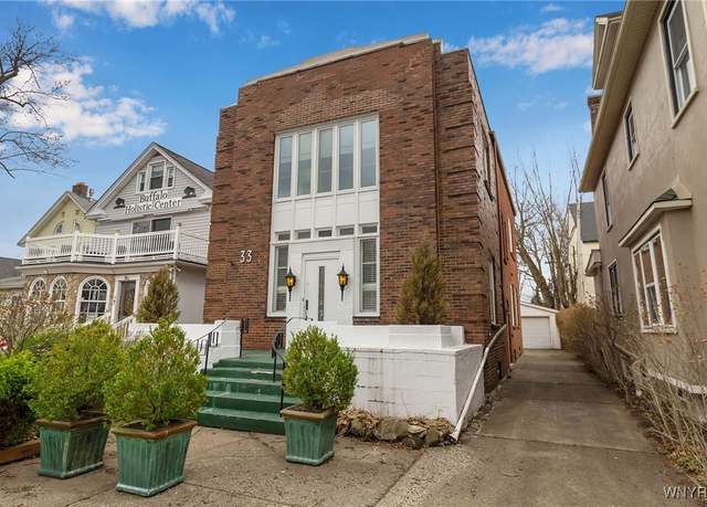 Property at 33 Delaware Rd, Tonawanda-town, NY 14217, 3 beds, 4.5 baths