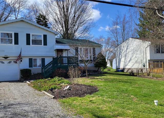 Property at 6856 E High St, Lockport-town, NY 14094, 4 beds, 1.5 baths