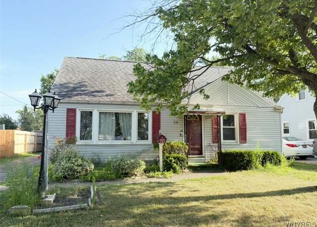 Property at 235 Harrison Ave, Tonawanda, NY 14223, 4 beds, 1 bath