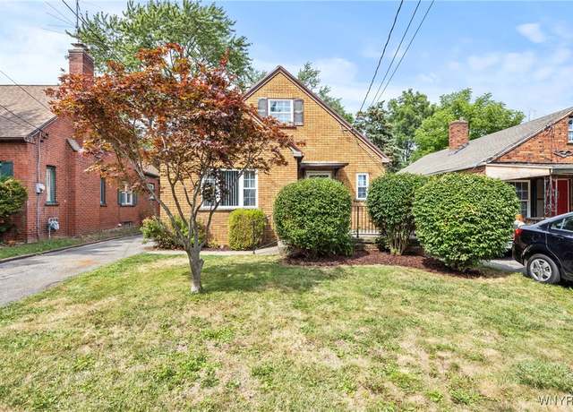 Property at 1210 Vanderbilt Ave, Niagara Falls, NY 14305, 3 beds, 1.5 baths