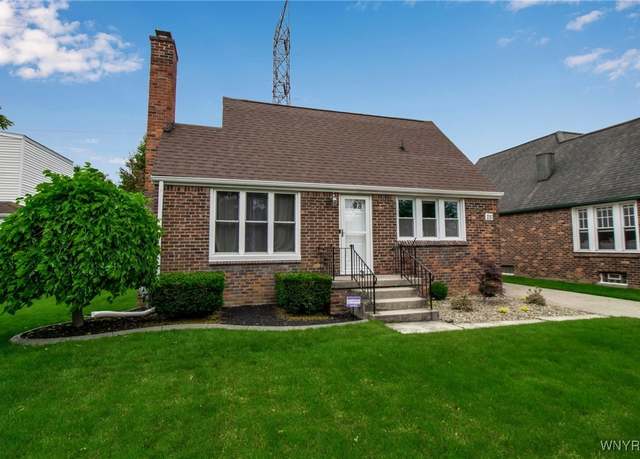 Property at 25 Cresthaven Dr, Cheektowaga, NY 14225, 4 beds, 1 bath