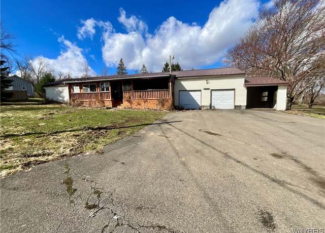Property at 10649 North Rd, Perrysburg, NY 14129, 3 beds, 1.5 baths