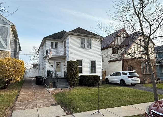 Property at 274 Washington Ave, Tonawanda-town, NY 14217, 4 beds, 2 baths