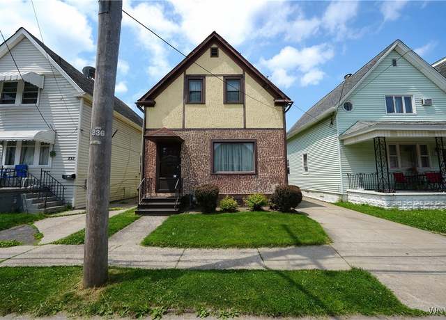 Property at 236 Weimar St, Buffalo, NY 14206, 3 beds, 1 bath