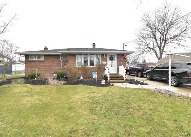 Property at 47 6th Ave, Lancaster, NY 14086, 3 beds, 1.5 baths