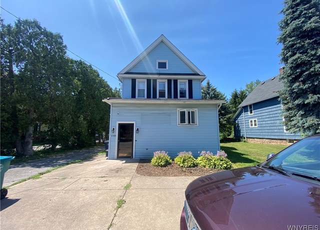 Property at 1708 Palister Ave, Somerset, NY 14012, 4 beds, 1.5 baths