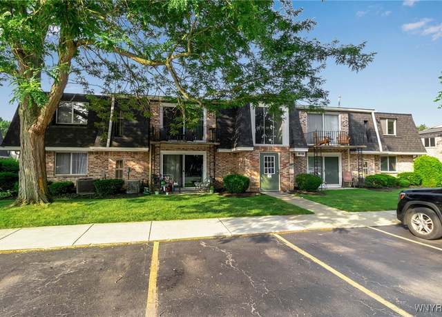 Property at 104 Foxberry Dr, Amherst, NY 14068, 2 beds, 1 bath