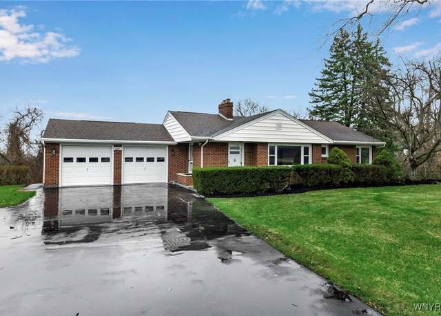 Property at 7401 Rochester Rd, Lockport-town, NY 14094, 3 beds, 2 baths