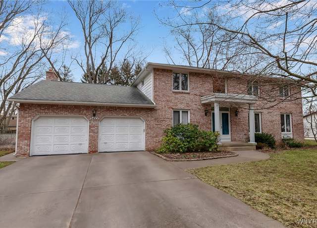 Property at 3495 Calvano Dr, Grand Island, NY 14072, 5 beds, 2.5 baths