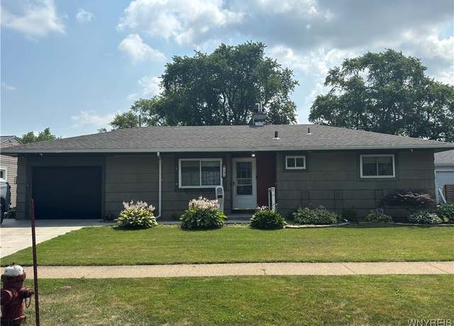 Property at 151 Avon Rd, Tonawanda, NY 14150, 3 beds, 1 bath