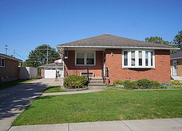 Property at 24 Lorry Dr, West Seneca, NY 14224, 3 beds, 2 baths