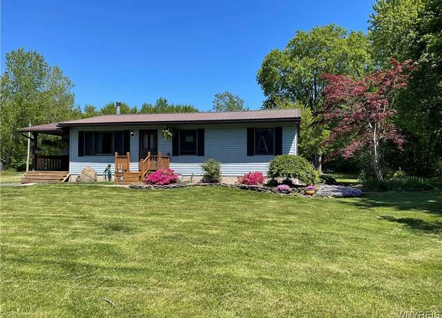 Property at 2499 Carmen Rd, Hartland, NY 14105, 3 beds, 1 bath