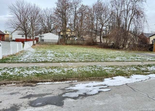 Property at 18 Sand St, Lackawanna, NY 14218