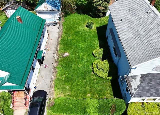 Property at 34 Drexel Rd, Buffalo, NY 14214