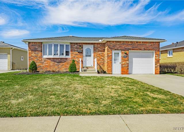 Property at 78 Cardy Ln, Cheektowaga, NY 14043, 3 beds, 1 bath