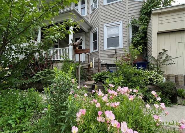 Property at 11 Abbottsford Pl, Buffalo, NY 14213, 3 beds, 1.5 baths