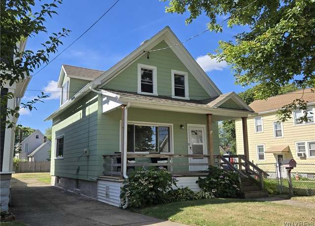 Property at 33 Trowbridge St, Buffalo, NY 14220, 4 beds, 1 bath