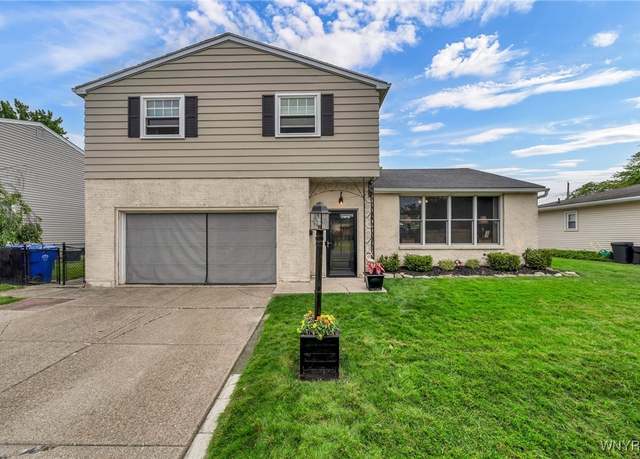 Property at 29 Treehaven Rd, West Seneca, NY 14224, 3 beds, 1.5 baths