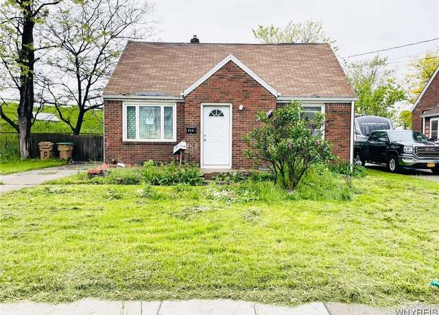 Property at 428 Beach Rd, Cheektowaga, NY 14225, 4 beds, 1 bath