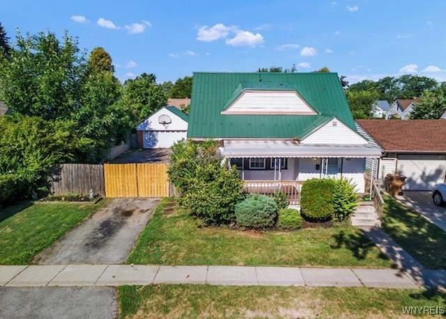 Property at 42 Henry St, Cheektowaga, NY 14227, 3 beds, 1.5 baths
