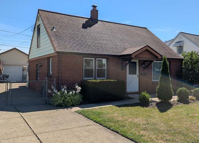 Property at 33 Peinkofer Dr, Cheektowaga, NY 14225, 3 beds, 1 bath
