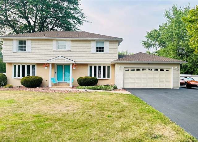 Property at 575 Morgan Dr, Lewiston, NY 14092, 4 beds, 2.5 baths