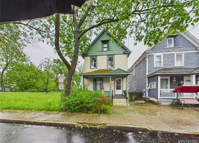 Property at 1307 Michigan Ave, Niagara Falls, NY 14305, 3 beds, 1.5 baths