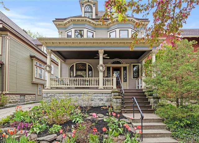 Property at 152 Saint James Pl, Buffalo, NY 14222, 4 beds, 2 baths