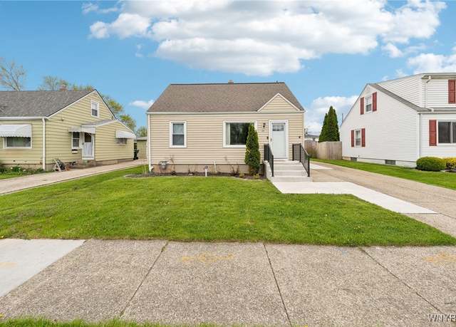 Property at 29 Clarence Harder Dr, Tonawanda, NY 14150, 3 beds, 1 bath