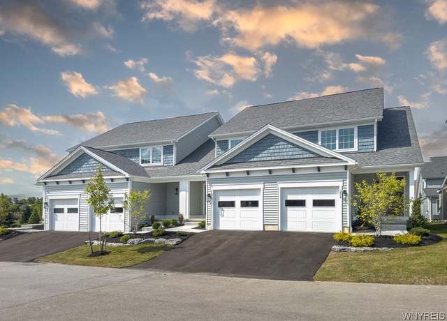 Property at 202 Carriage Ln, West Seneca, NY 14224, 2 beds, 2.5 baths