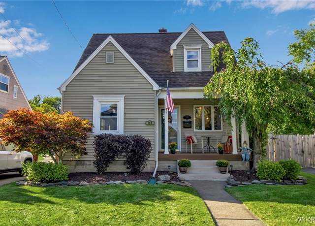 Property at 188 Linwood Ave, North Tonawanda, NY 14120, 3 beds, 2 baths