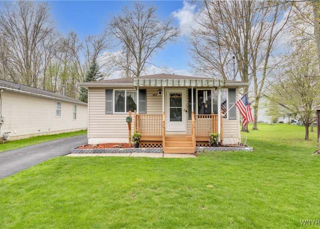Property at 496 Wallace Ave, North Tonawanda, NY 14120, 3 beds, 1 bath