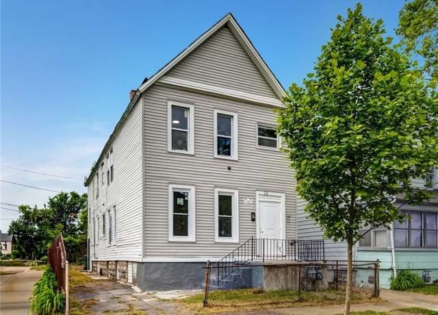 Property at 76 Chester St, Buffalo, NY 14208, 6 beds, 2 baths