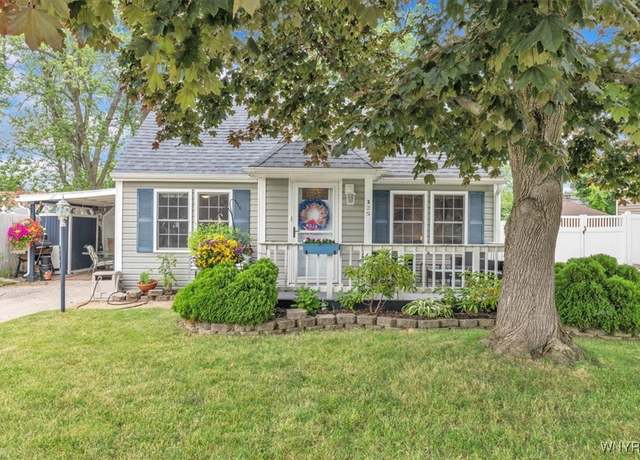 Property at 125 Gardenvale Dr, Cheektowaga, NY 14225, 3 beds, 2 baths