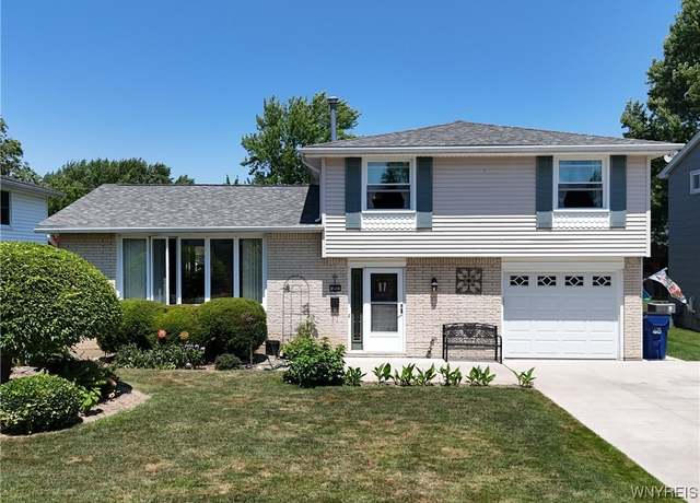 Property at 80 Jeffrey Dr, Amherst, NY 14228, 3 beds, 1.5 baths