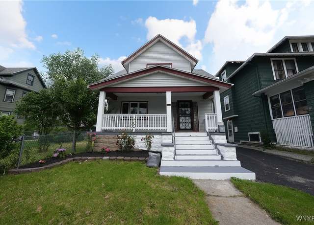 Property at 124 Kenefick Ave, Buffalo, NY 14220, 3 beds, 1.5 baths