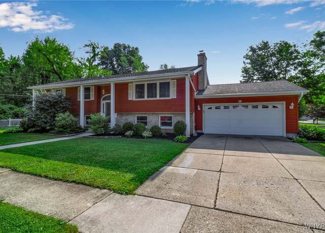 Property at 84 October Ln, Amherst, NY 14228, 3 beds, 1.5 baths