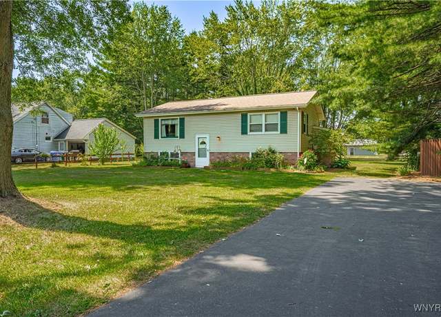Property at 2526 Merritt Ave, Newfane, NY 14108, 3 beds, 1.5 baths