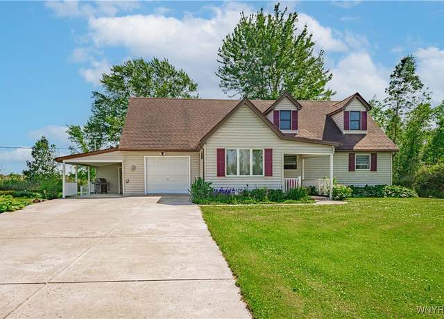 Property at 6030 Royalton Center Rd, Royalton, NY 14067, 3 beds, 1.5 baths