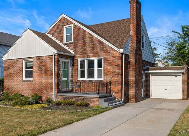 Property at 88 Mapleview Rd, Cheektowaga, NY 14225, 4 beds, 1.5 baths