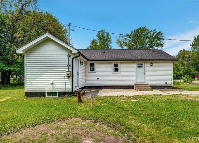 Property at 245 Kennedy Ave, Evans, NY 14006, 2 beds, 1 bath