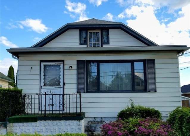 Property at 59 Dundee St, Buffalo, NY 14220, 3 beds, 1 bath