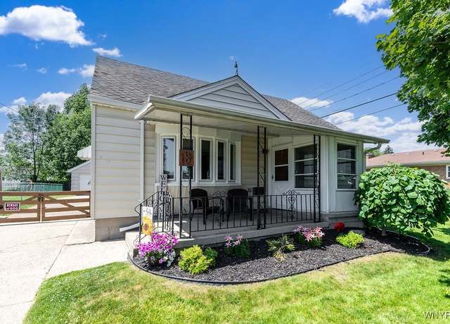 Property at 32 Kathleen Dr, Cheektowaga, NY 14225, 3 beds, 1 bath