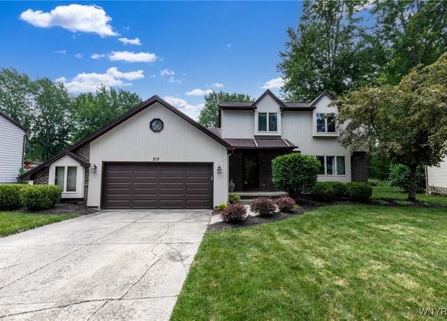 Property at 315 Randwood Dr, Amherst, NY 14221, 4 beds, 2.5 baths